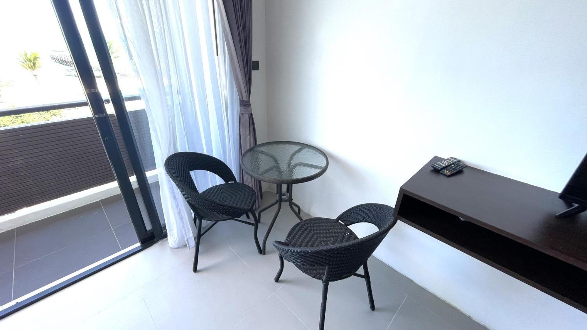 Rockstar Beach Apartments Bangrak Szoba fotó